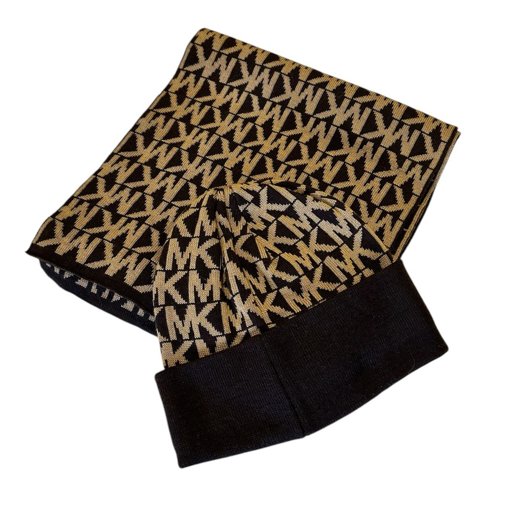NWT Michael Kors Scarf and Beanie Set, Brown